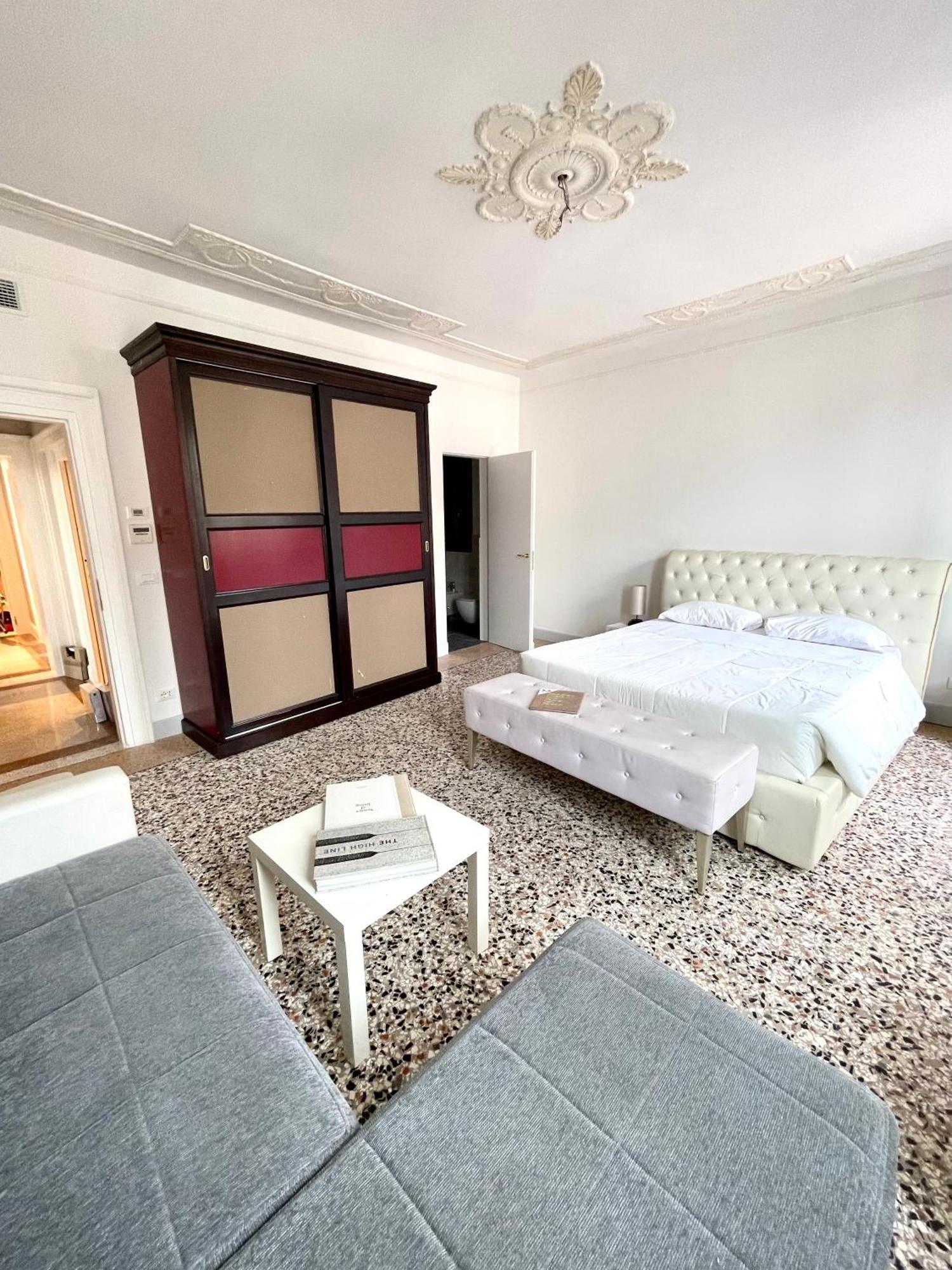The B Collection - San Marco Riva Schiavoni Apartment Venice Exterior photo